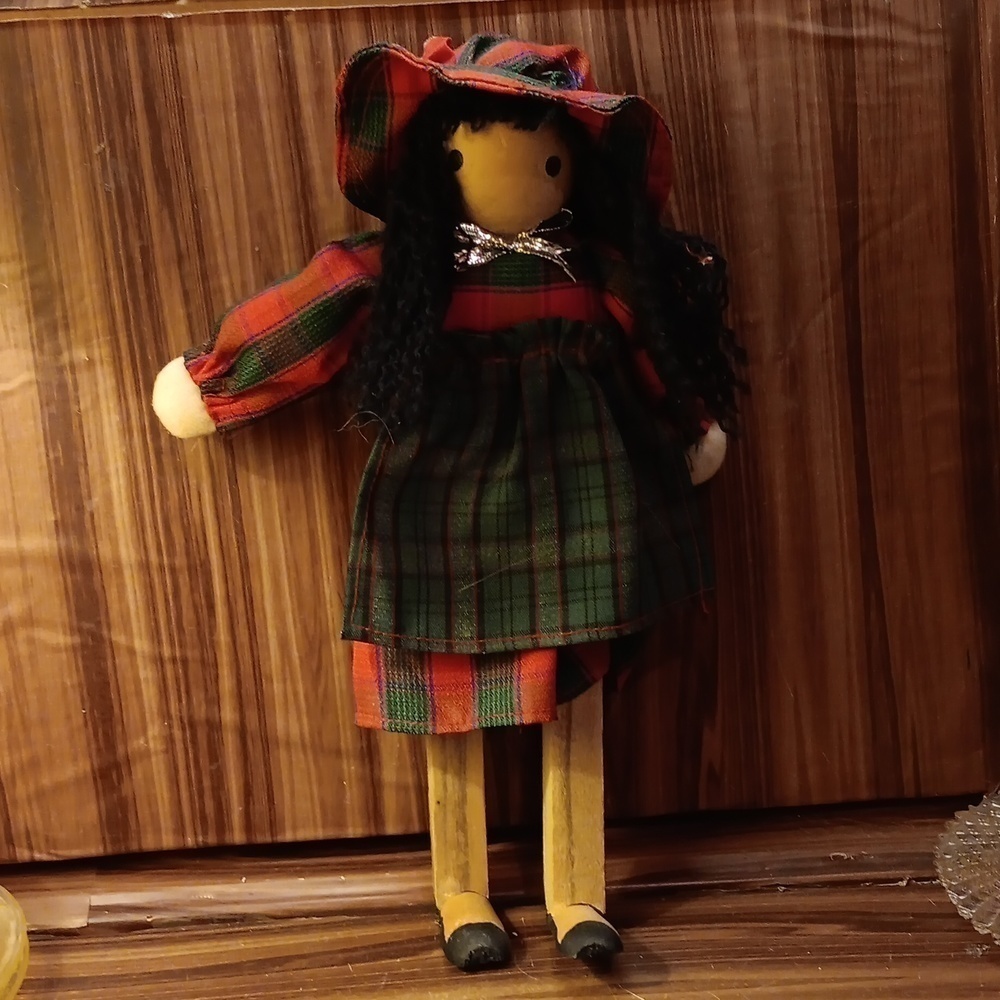Vintage primitive wooden doll shelf sitter